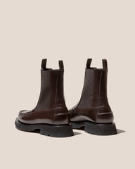 ALDA SPORT - Tread Sole Low-Calf Chelsea Boot