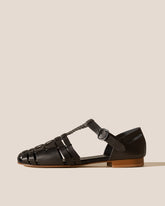 VEDRA - Round-Toe Soft Fisherman Sandal
