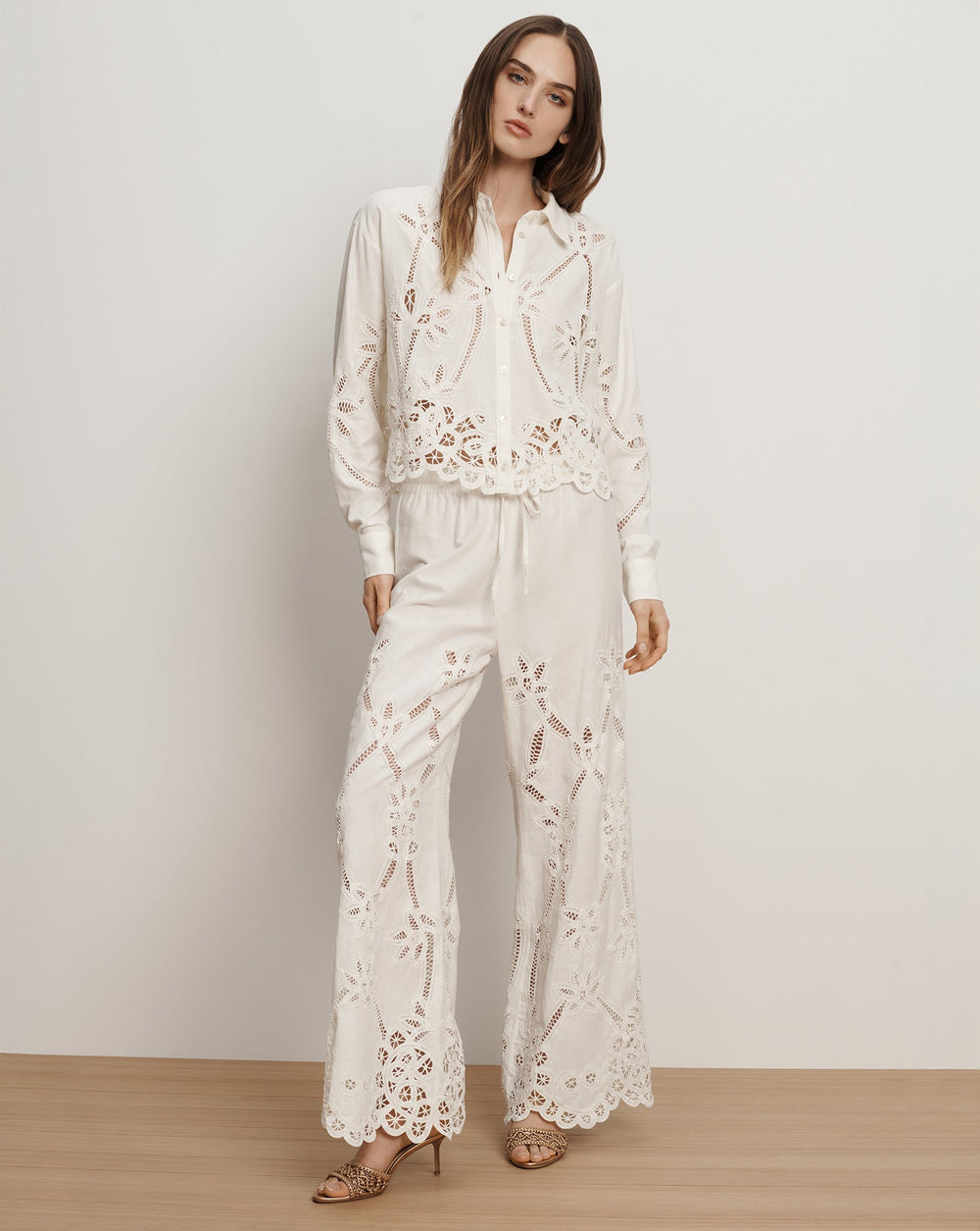 Aderes Eyelet Button-Down Shirt in Off- White Dove