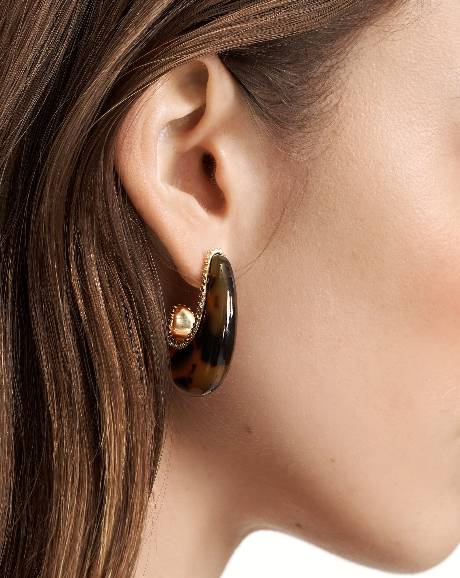 Resin J-Hoop Earring in Tortoise