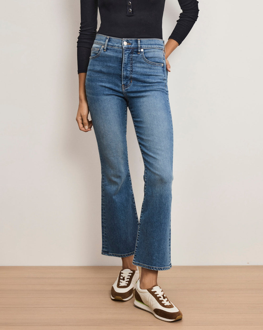 Carson Kick-Flare Jean in French Kiss