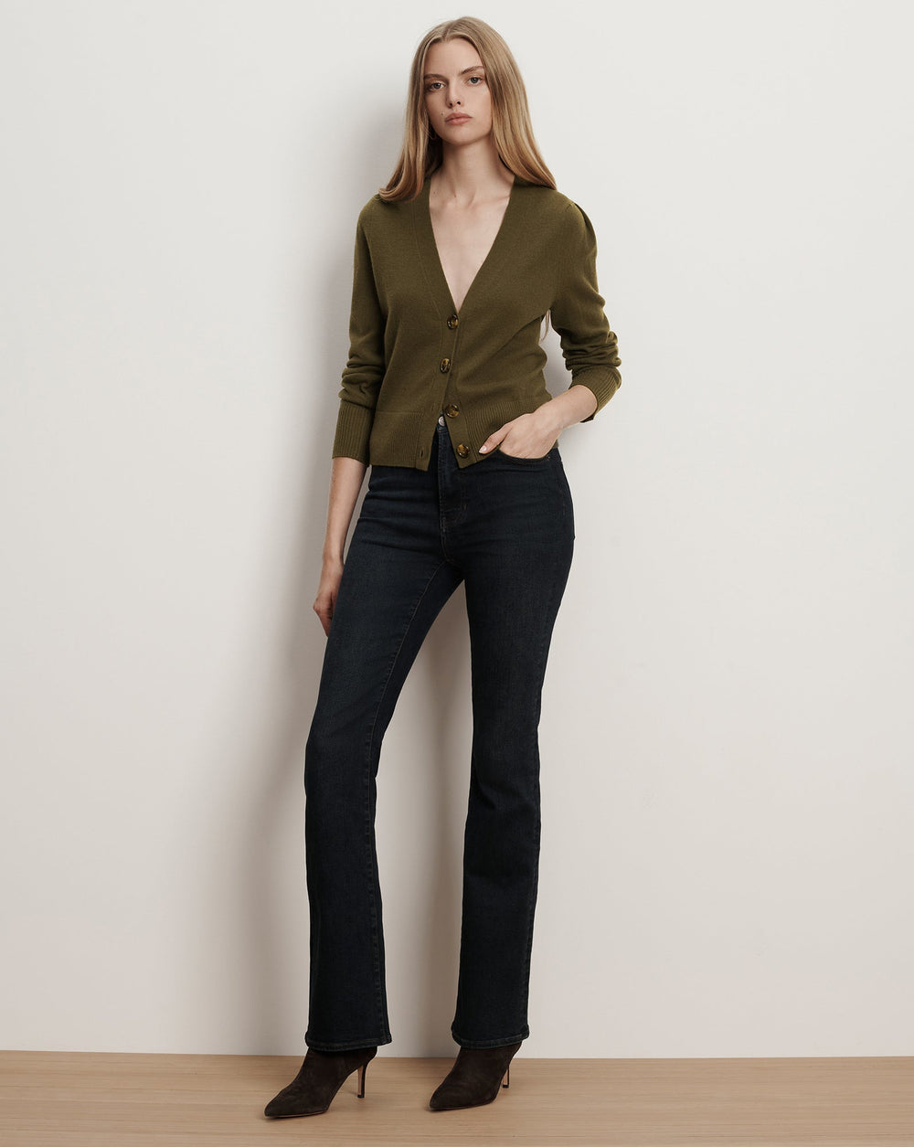 Solene Cashmere Cardigan in Green Cypress