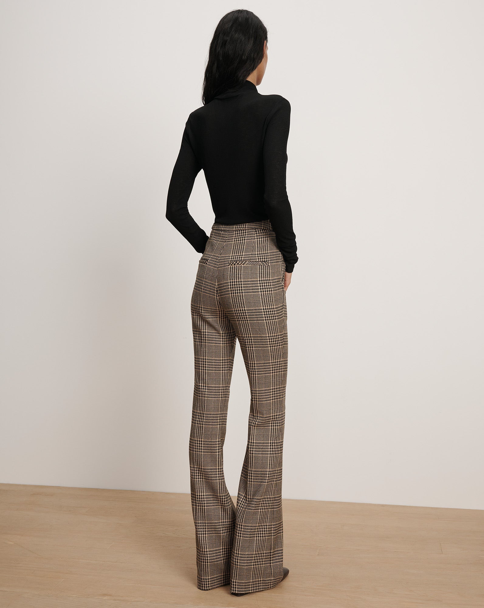 Gracie Flare Pant in Black & Beige Houndstooth