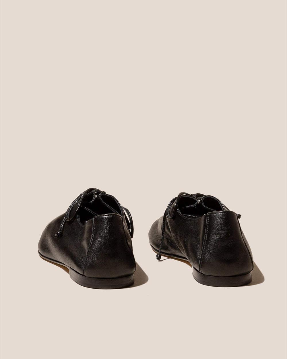 PLEGADA SHINY - Deconstructed Lace-up Shoe