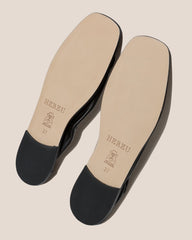 PUNTERA SUPPLE SHINY - Pleated-Toe Pump