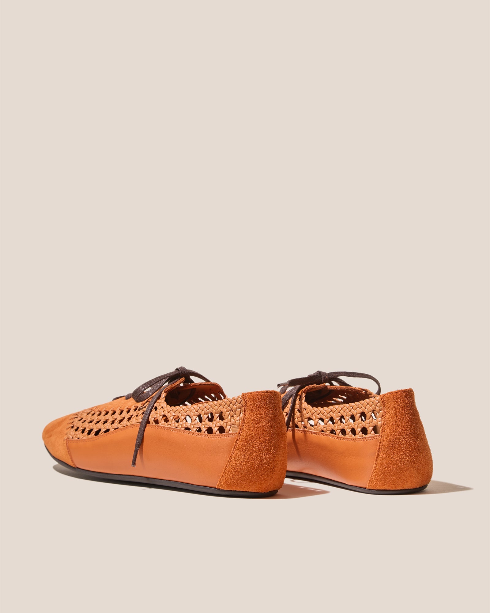ESPORTIU WOVEN - Lace-Up Sporty Shoe