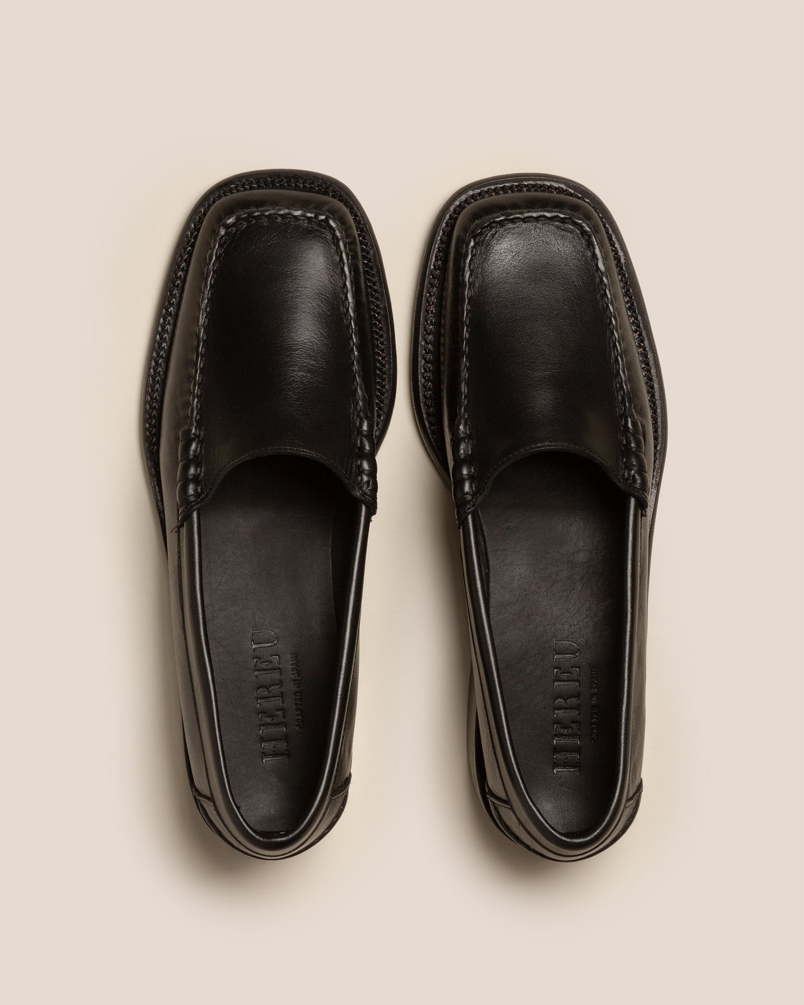 SALA - Square-Toe Low-Heeled Pump
