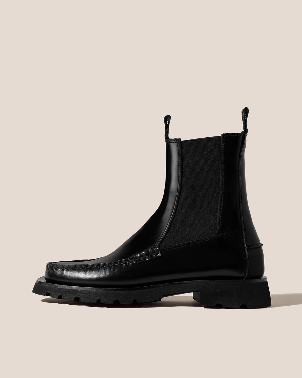 ALDA SPORT - Tread Sole Low-Calf Chelsea Boot