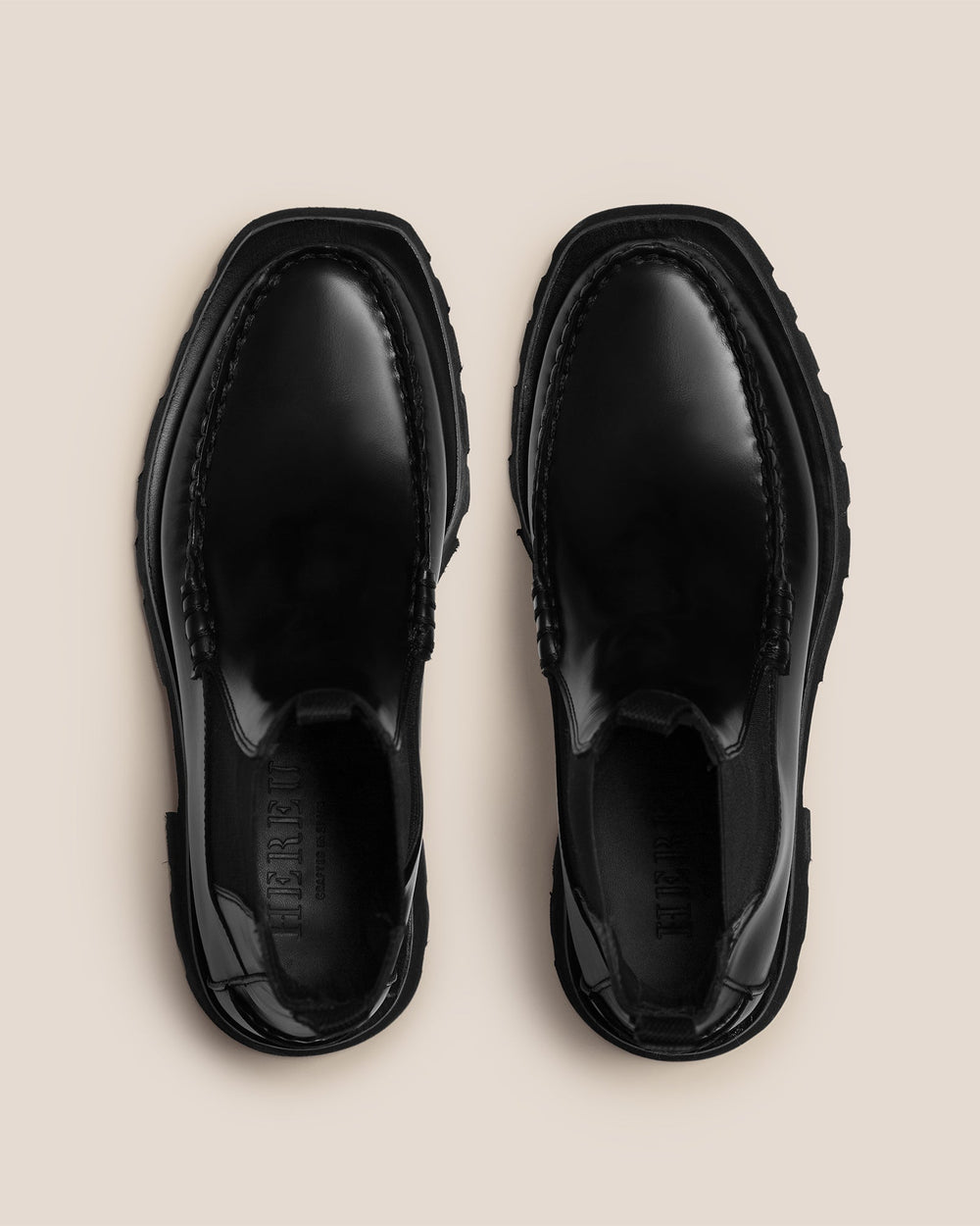 ALDA SPORT - Tread Sole Low-Calf Chelsea Boot
