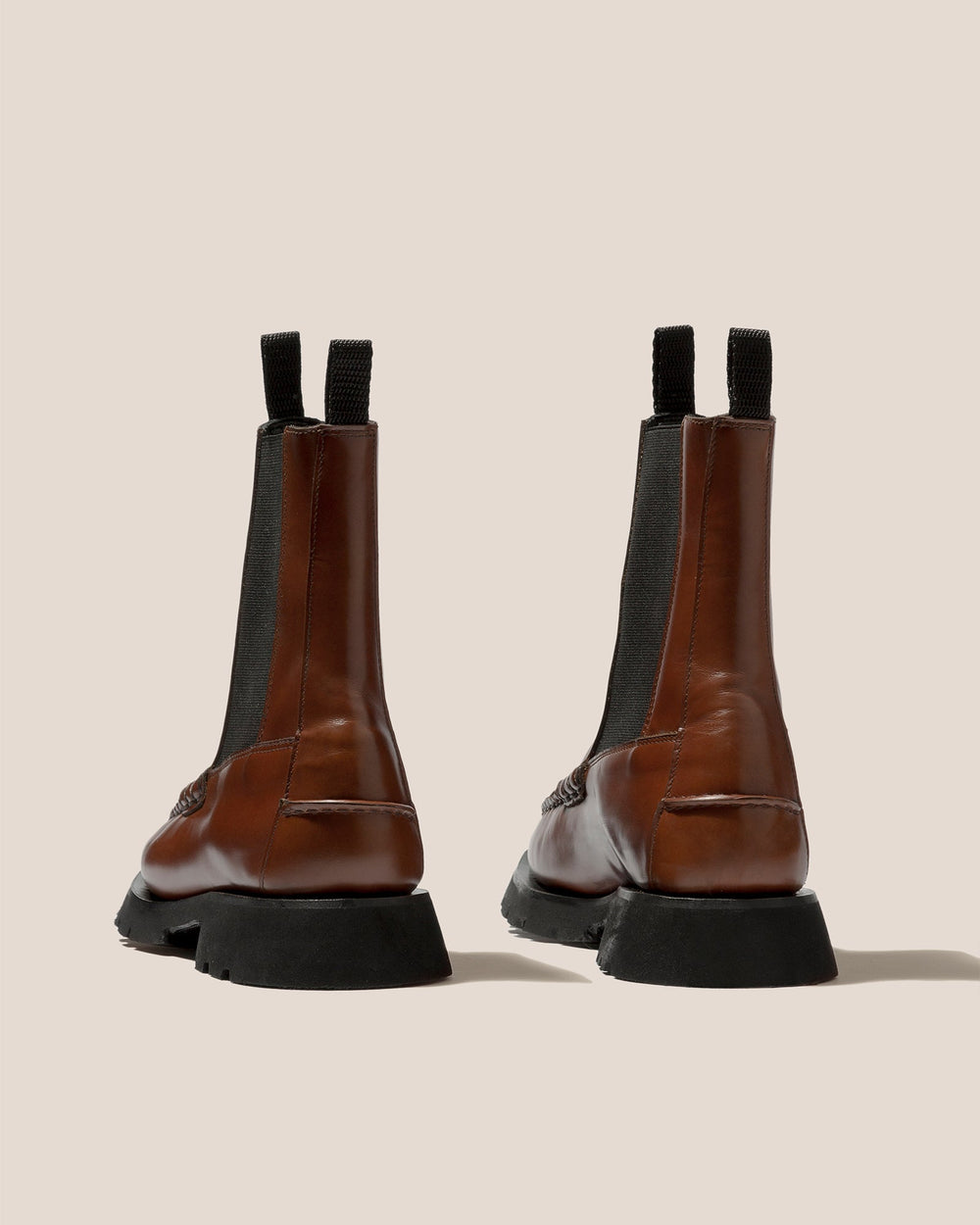 ALDA SPORT - Tread Sole Low-calf Chelsea Boot