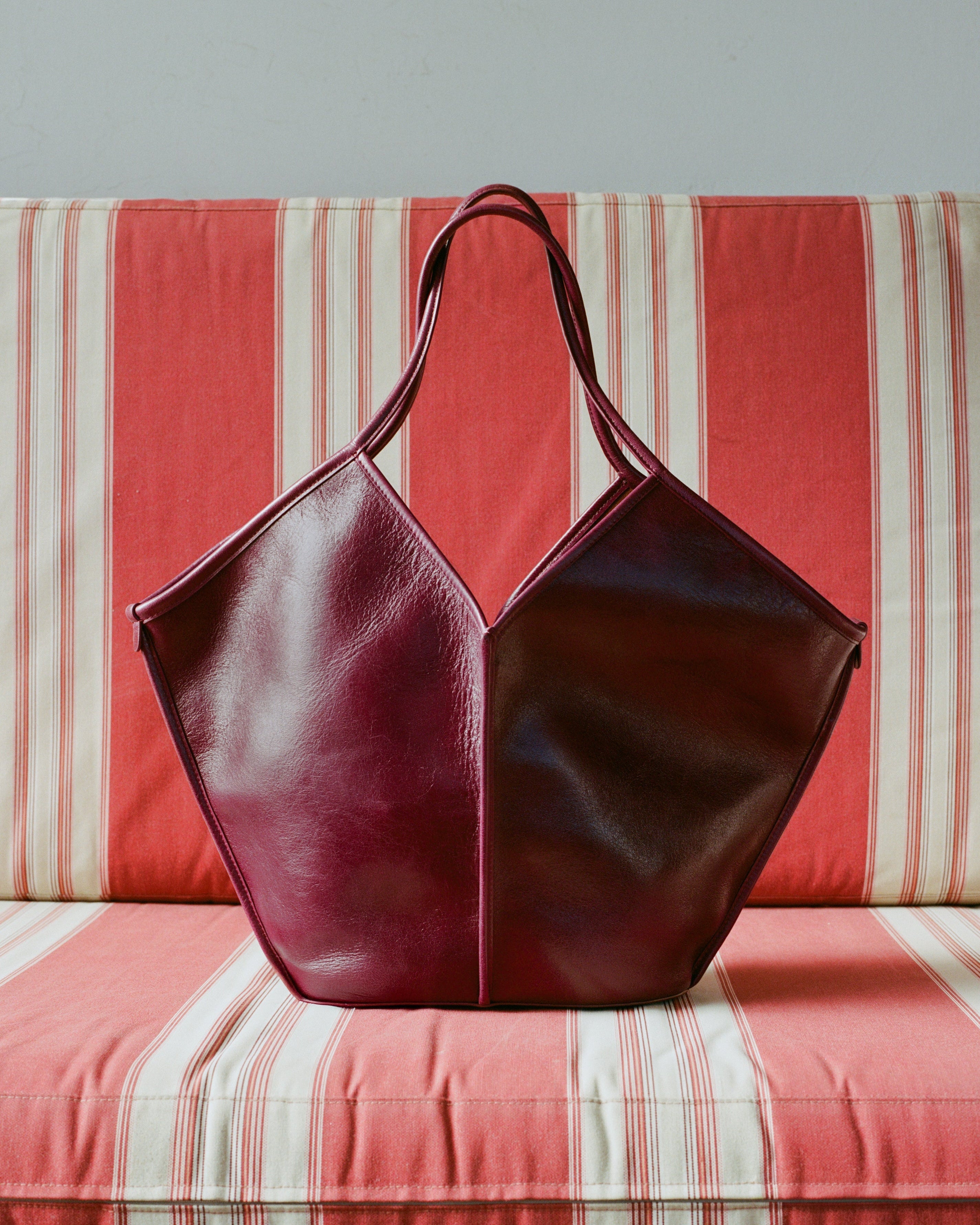 CALELLA DISTRESSED - Leather Tote Bag