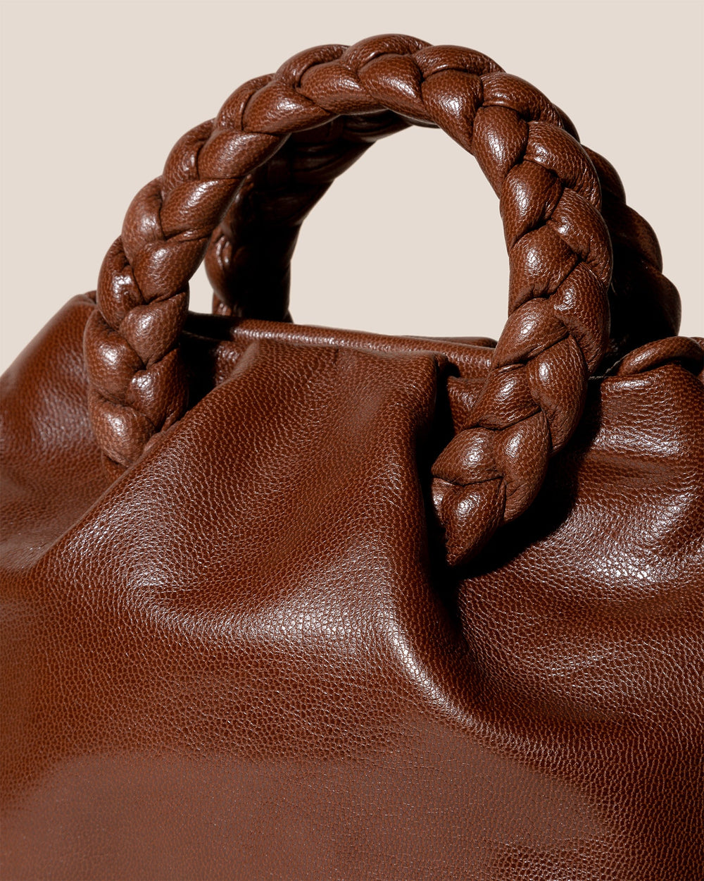 BOMBON M SUPPLE SHINY - Medium Plaited-handle Leather Handbag