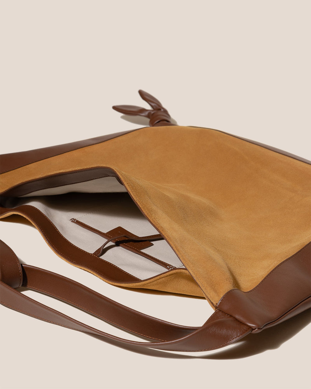 CADOR SUEDE - Slouchy Shoulder Bag