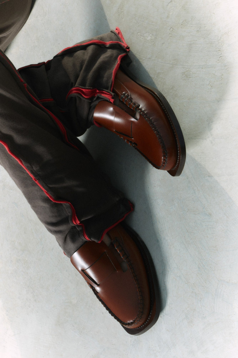 SINEU - Interlaced Detail Slip-On Loafer
