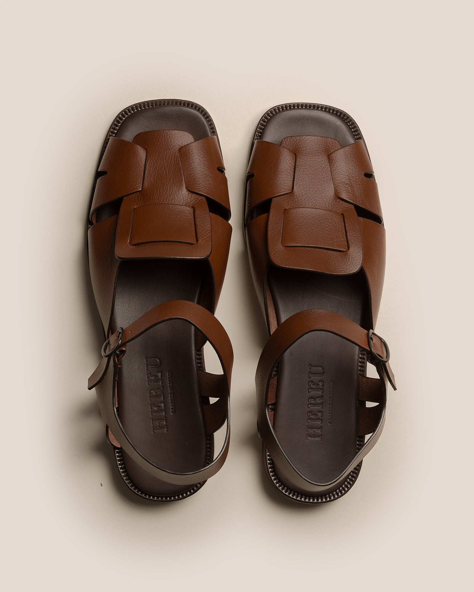 ROCA GRAINY VEG TAN - Square-toe Fisherman Sandal