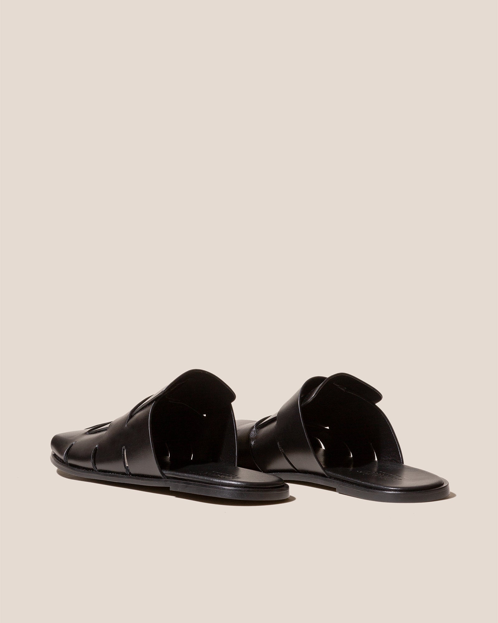 DIRA SLIM - Interwoven Mule