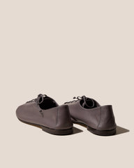 PLEGADA SHINY - Deconstructed Lace-up Shoe