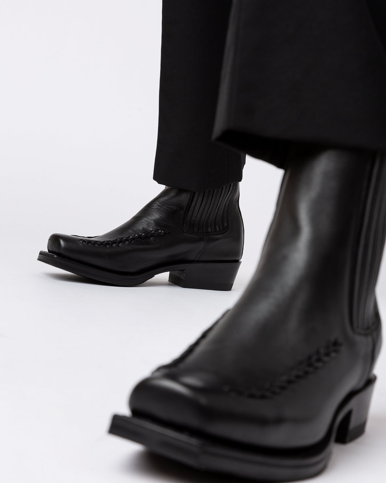 AGULLA - Square-Toe Braided Detail Chelsea Boot