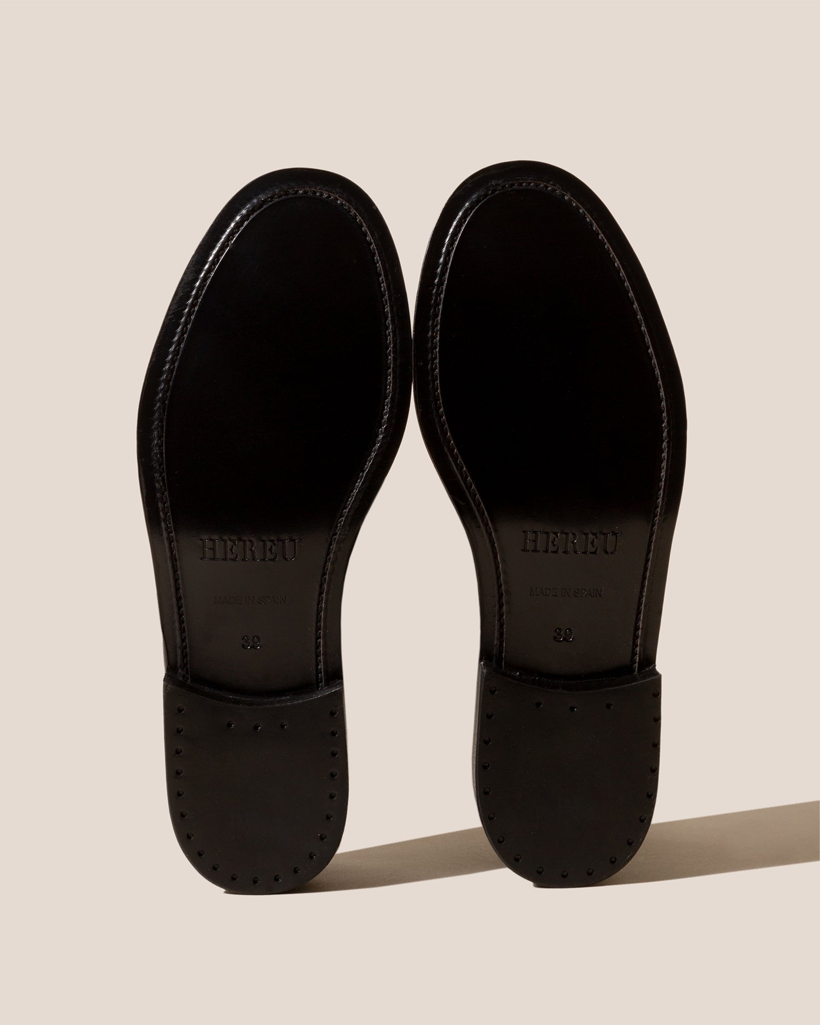 ALBER CRINKLED GLOSSY - T-bar Loafer