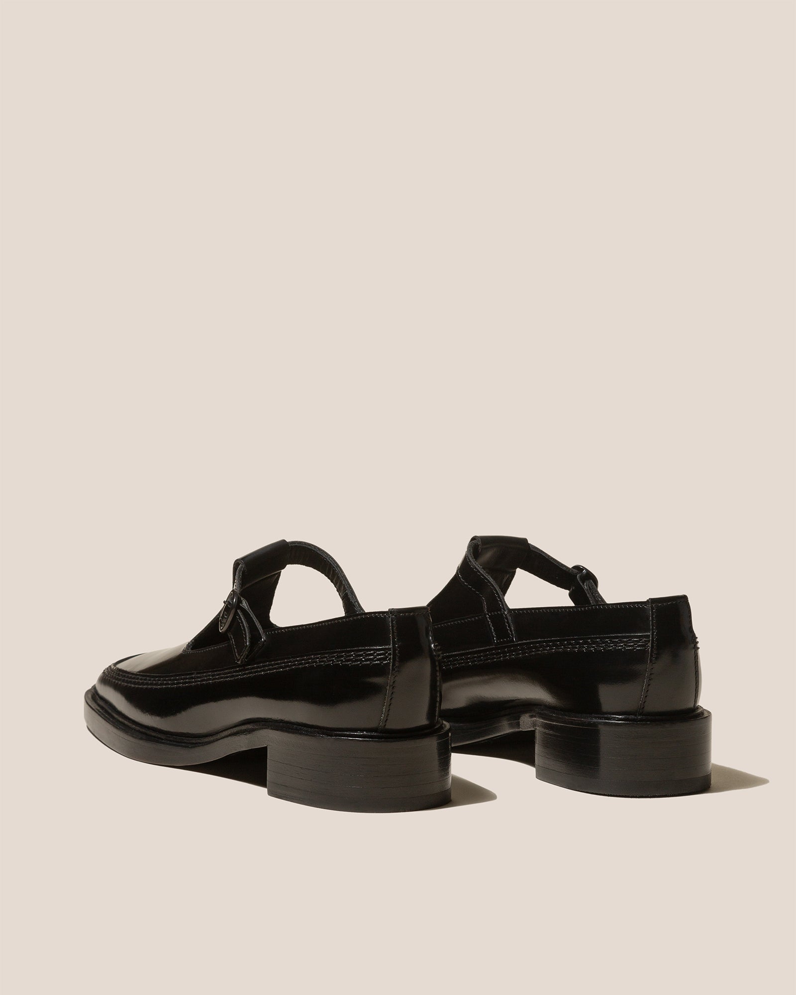 LLUISA POLISHED - T-bar Loafer