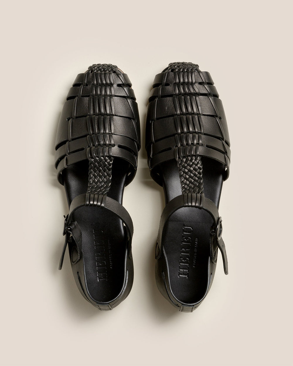 VEDRA - Round-Toe Soft Fisherman Sandal