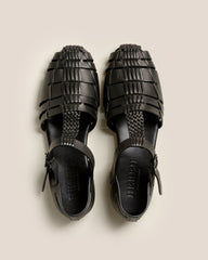 VEDRA - Round-Toe Soft Fisherman Sandal